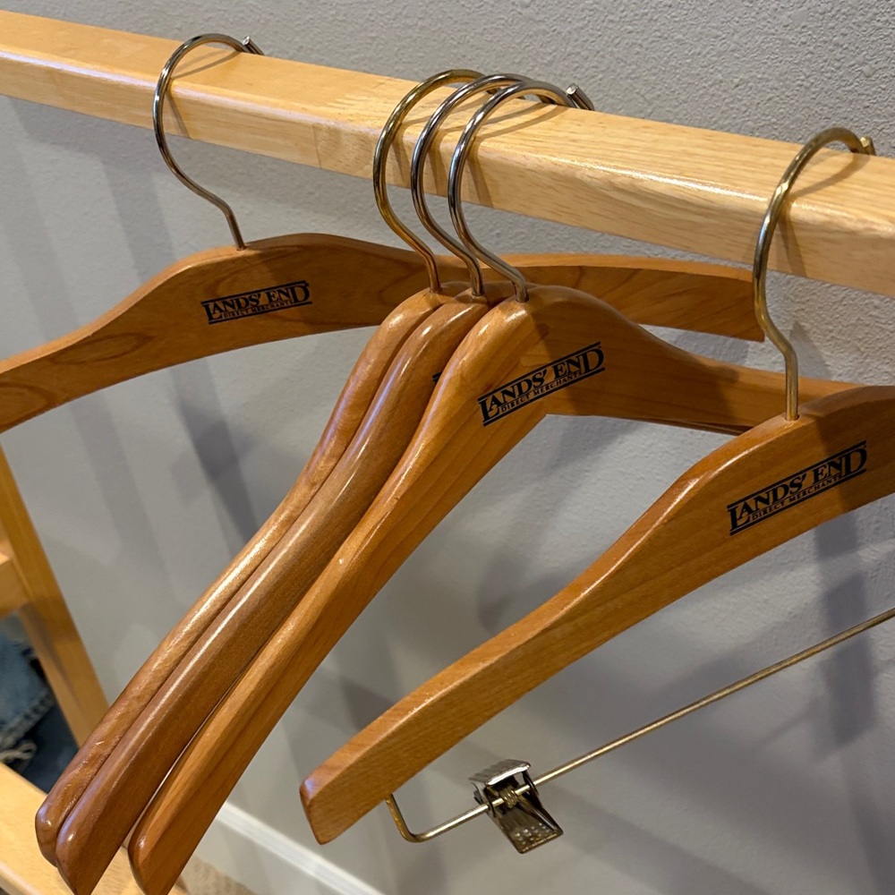 Lands’ End set of 5 wooden hangers heavy duty hardwood suits dresses skirts